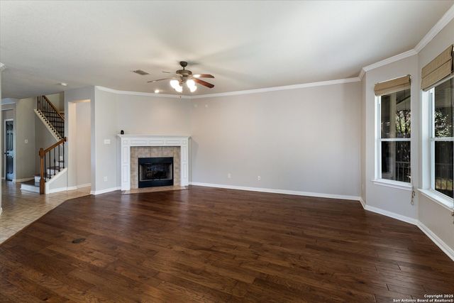20514 Cliff Park Ln, San Antonio, TX 78258