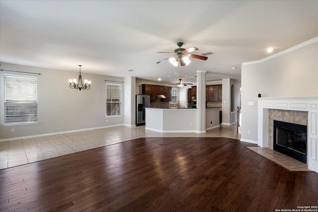 20514 Cliff Park Ln, San Antonio, TX 78258