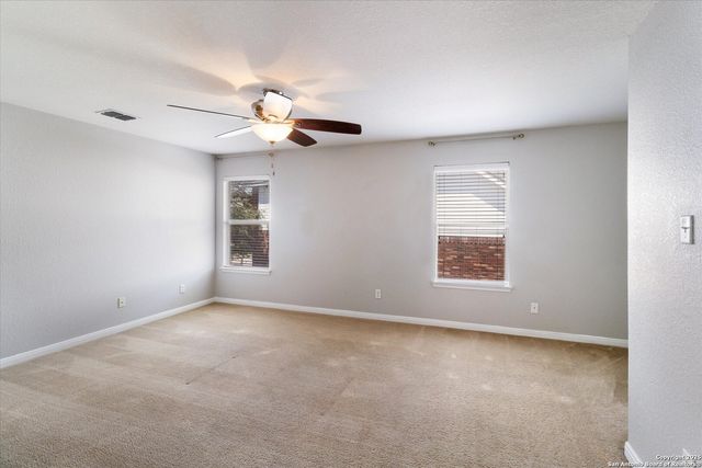 20514 Cliff Park Ln, San Antonio, TX 78258