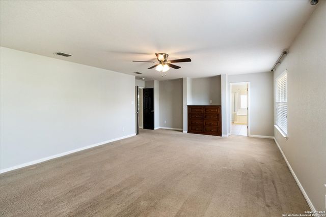 20514 Cliff Park Ln, San Antonio, TX 78258