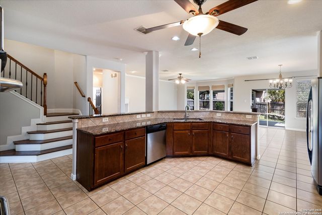 20514 Cliff Park Ln, San Antonio, TX 78258