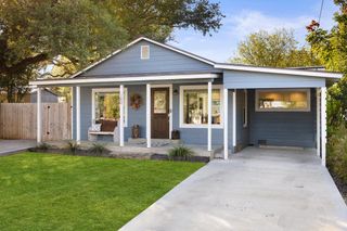 102 Ranchview DR, Johnson City, TX 78636