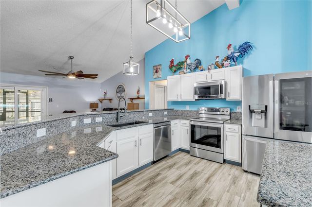 7 RANBAY PLACE, Palm Coast, FL 32164