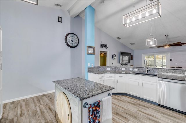 7 RANBAY PLACE, Palm Coast, FL 32164