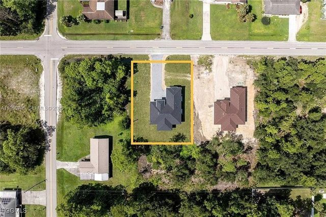 702 RICHMOND AVE N, Lehigh Acres, FL 33972