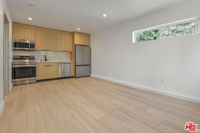 11010 Hortense Street F, North Hollywood (los Angeles), CA 91602