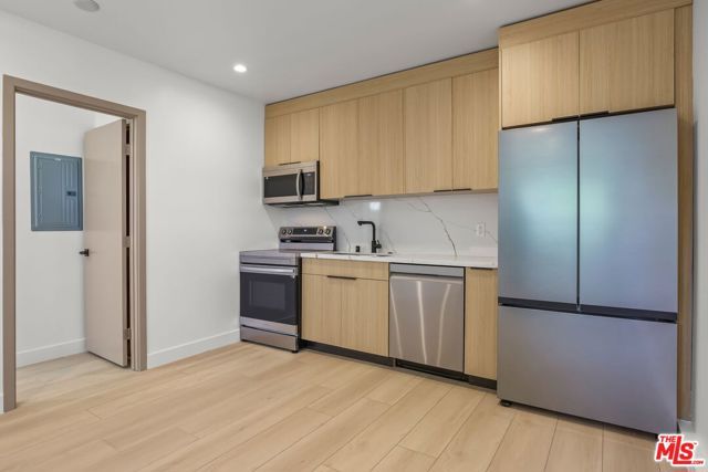 11010 Hortense Street F, North Hollywood (los Angeles), CA 91602