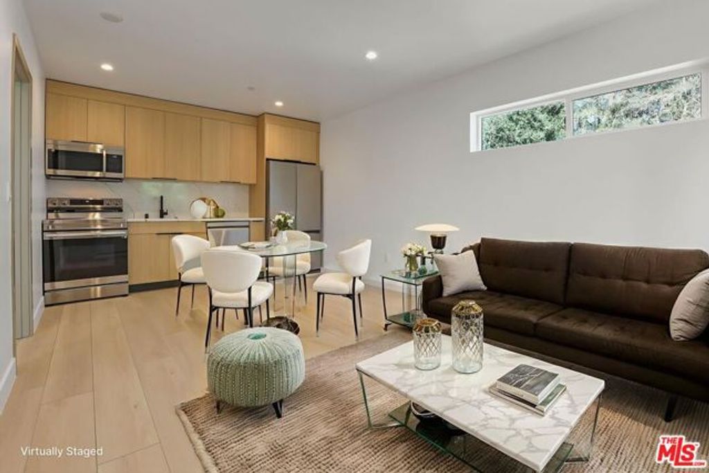 11010 Hortense Street F, North Hollywood (los Angeles), CA 91602