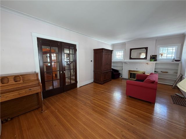 71 Inglewood Drive, Rochester, NY 14619