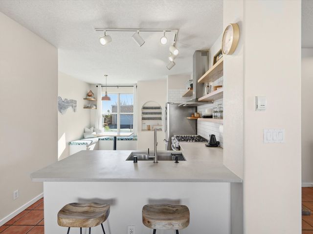 1 Whitewater Court, Santa Fe, NM 87508