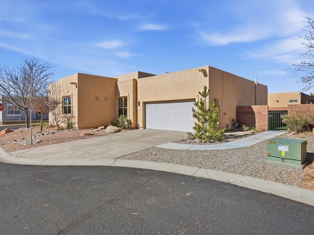 1 Whitewater Court, Santa Fe, NM 87508