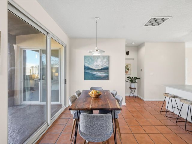 1 Whitewater Court, Santa Fe, NM 87508