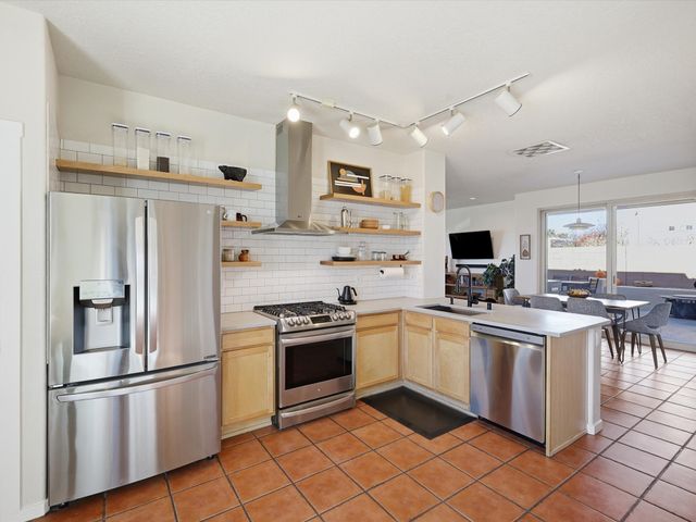 1 Whitewater Court, Santa Fe, NM 87508