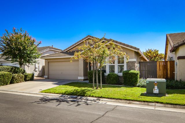 1637 Blue Beaver Way, Roseville, CA 95747