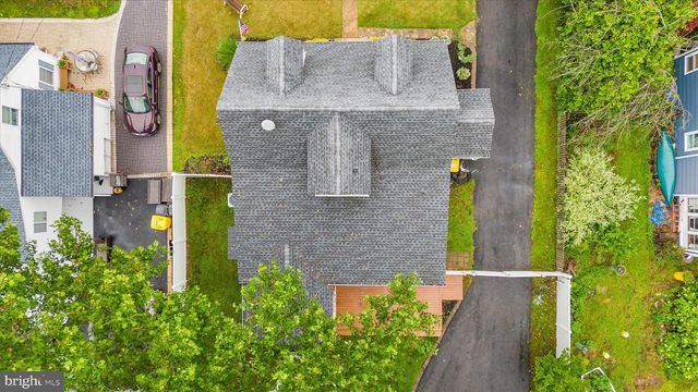 16 VIRGINIA AVE, Edgewater, MD 21037