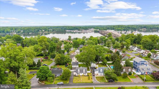 16 VIRGINIA AVE, Edgewater, MD 21037