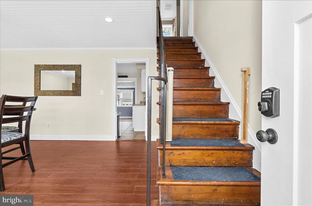 16 VIRGINIA AVE, Edgewater, MD 21037