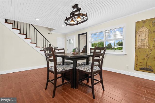 16 VIRGINIA AVE, Edgewater, MD 21037