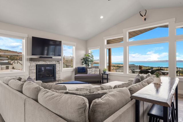 388 W CRICKET CIR, Garden City, UT 84028