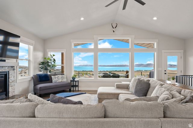 388 W CRICKET CIR, Garden City, UT 84028