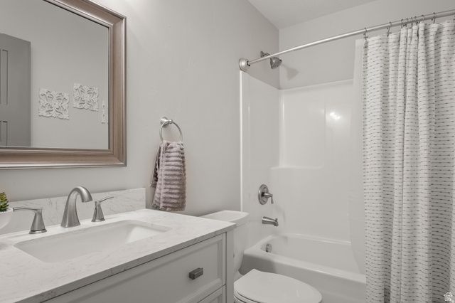 388 W CRICKET CIR, Garden City, UT 84028
