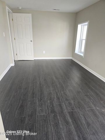 1206 S 23rd St, Louisville, KY 40210