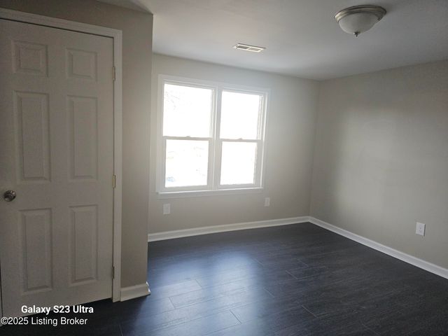 1206 S 23rd St, Louisville, KY 40210