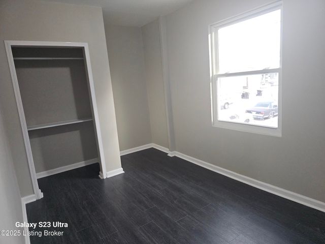 1206 S 23rd St, Louisville, KY 40210