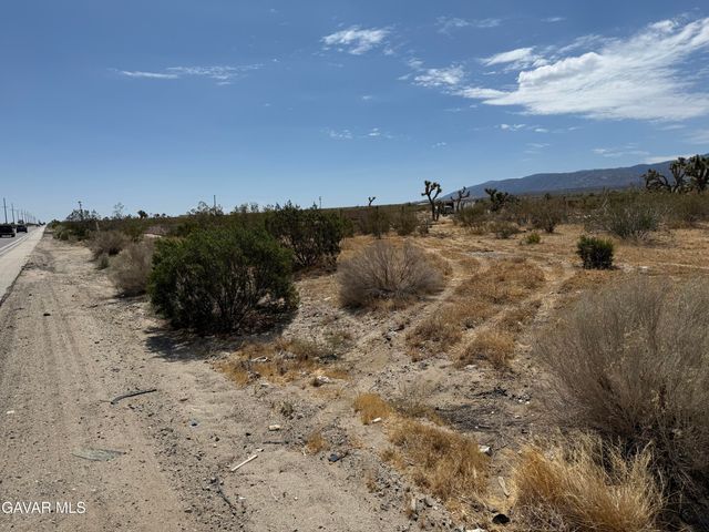E Pb Highway Vic 187th Ste Street, Llano, CA 93544