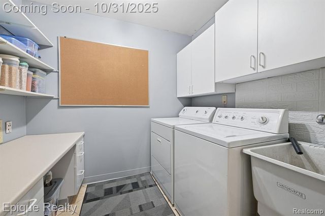 36996 Dartmoor Drive, Farmington Hills, MI 48331