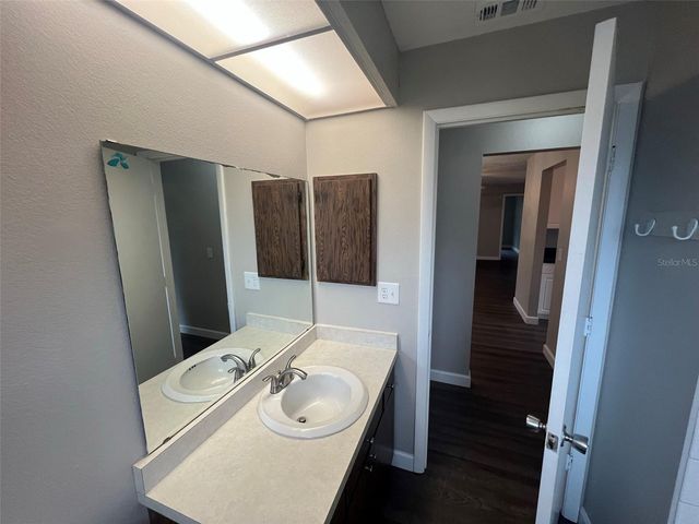 2622 SWEETLAND AVENUE, Sarasota, FL 34232