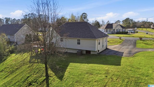 315 TY LANE, Warrior, AL 35180