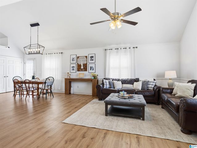 315 TY LANE, Warrior, AL 35180