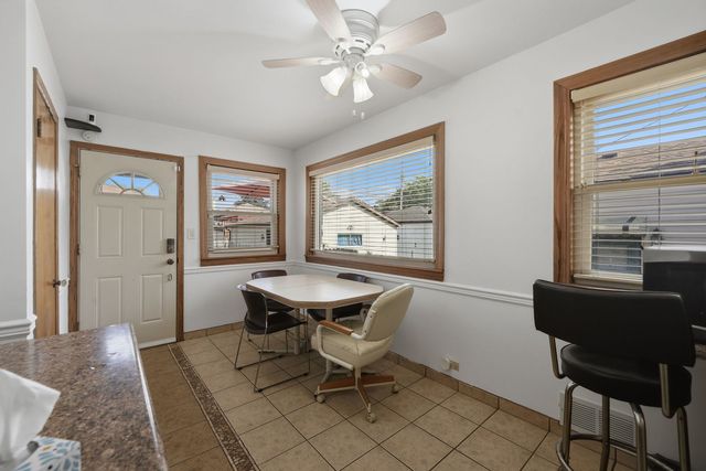 9939 S California Avenue, Chicago, IL 60655
