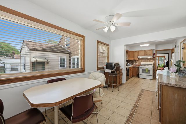 9939 S California Avenue, Chicago, IL 60655