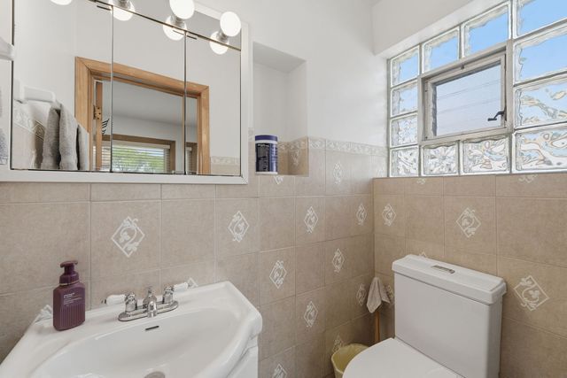 9939 S California Avenue, Chicago, IL 60655