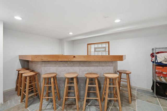 9939 S California Avenue, Chicago, IL 60655