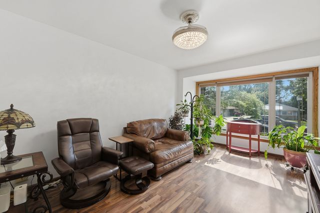 9939 S California Avenue, Chicago, IL 60655