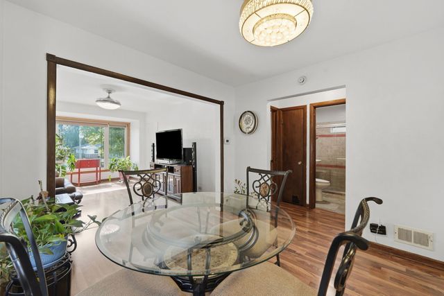 9939 S California Avenue, Chicago, IL 60655