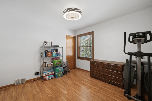 9939 S California Avenue, Chicago, IL 60655
