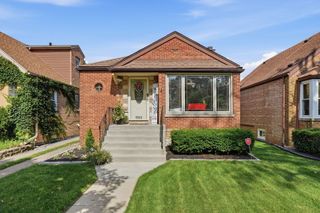 9939 S California Avenue, Chicago, IL 60655