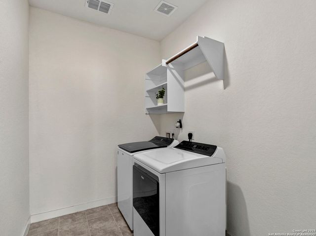 8207 Chasemont, Converse, TX 78109