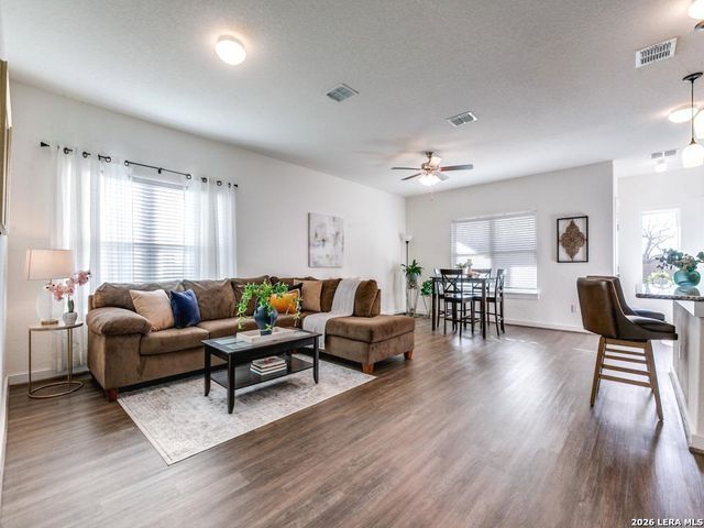 8207 Chasemont, Converse, TX 78109