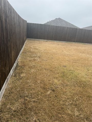 2940 Lawson Drive, Royse City, TX 75189