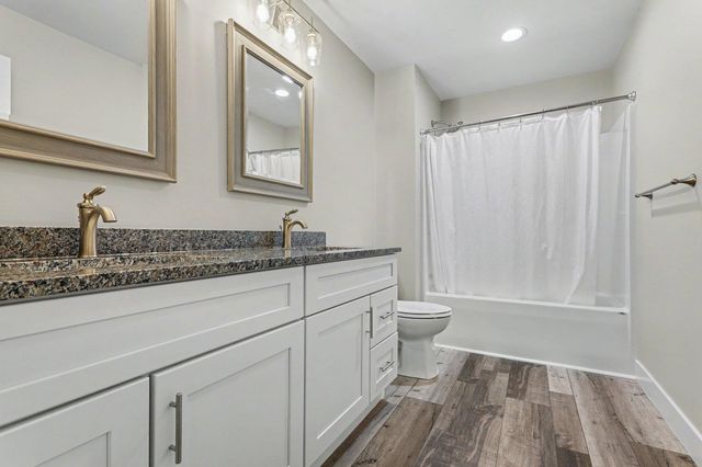 4716 N West View Drive, Bay City, MI 48706