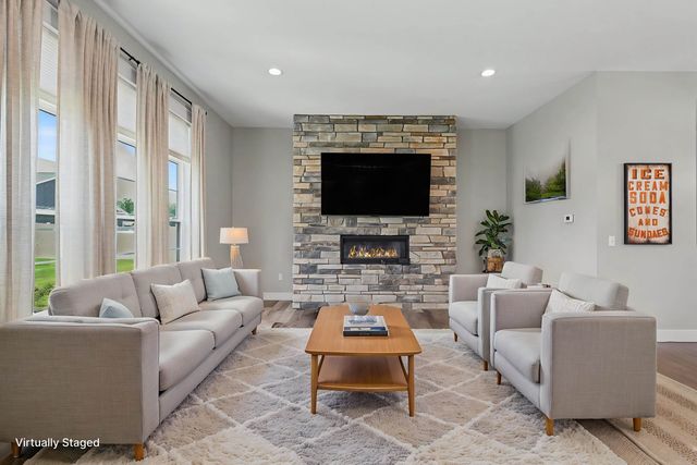 4716 N West View Drive, Bay City, MI 48706