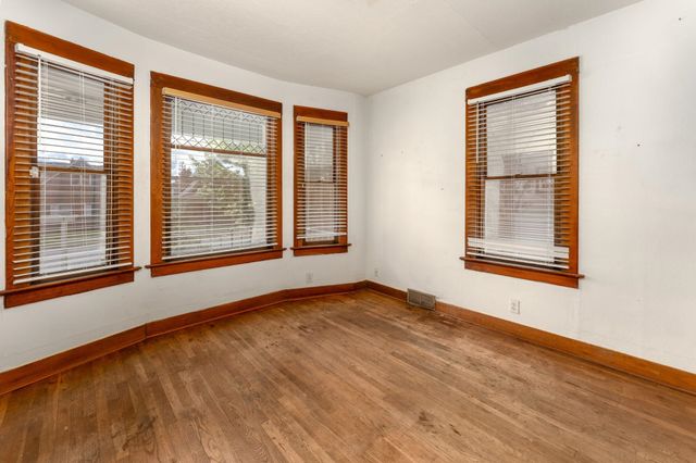 1804 W Augusta Ave, Spokane, WA 99205