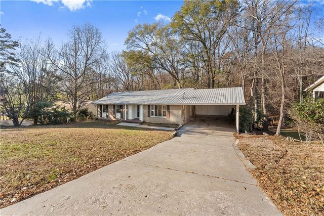 660 Honeysuckle Road, Gainesville, GA 30501