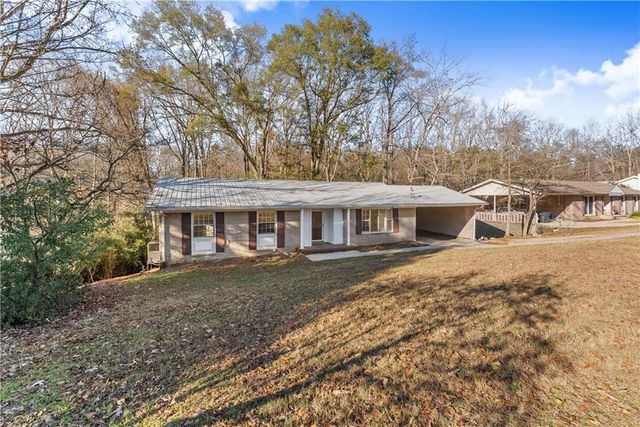 660 Honeysuckle Road, Gainesville, GA 30501