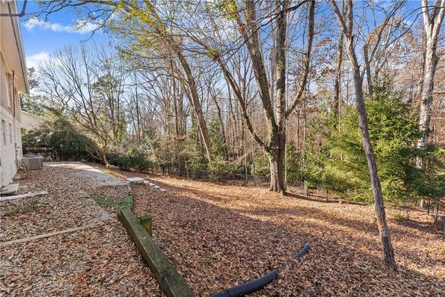 660 Honeysuckle Road, Gainesville, GA 30501